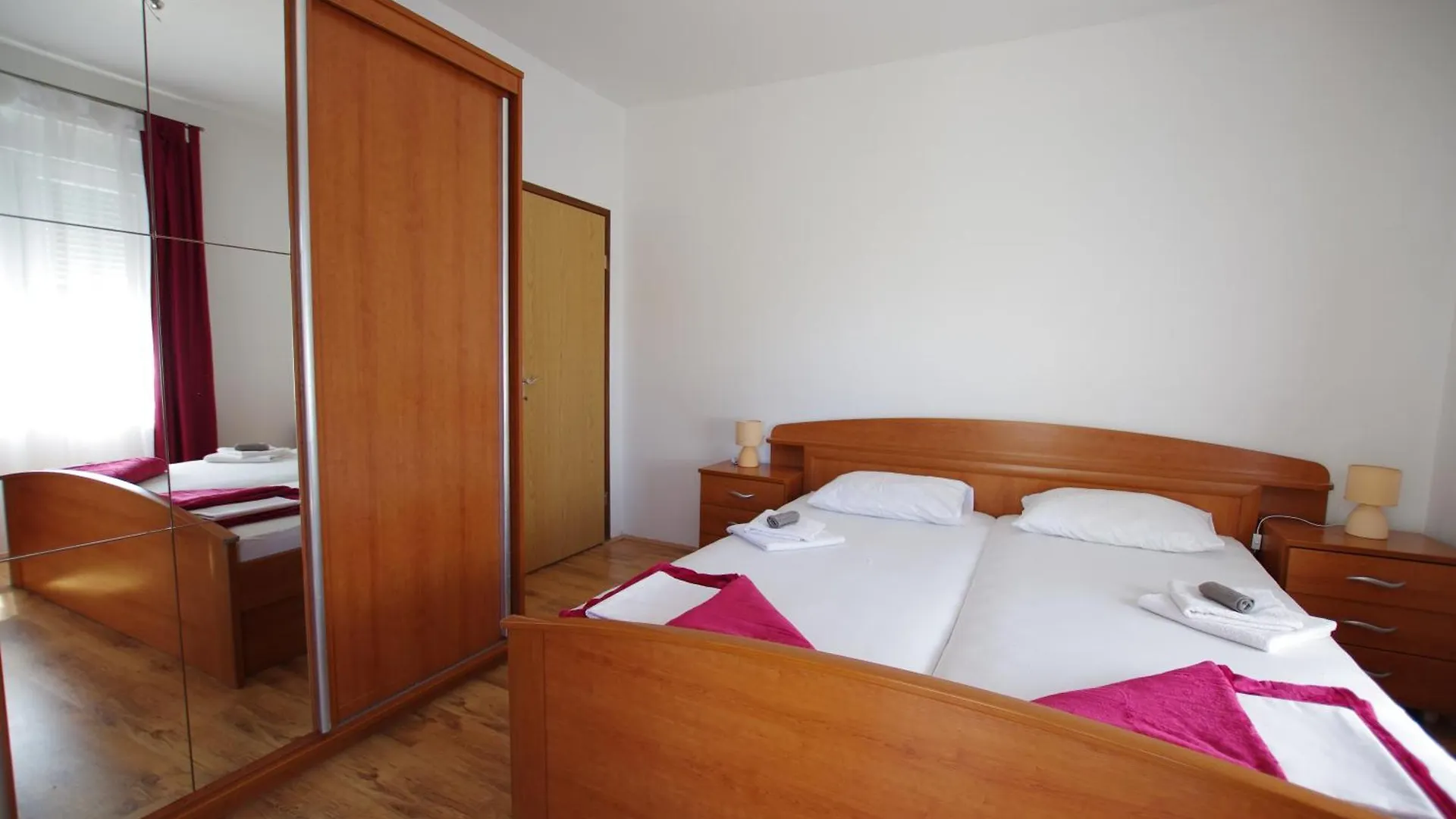 Apartmani Andre 1 Selce 0*,  Croatia